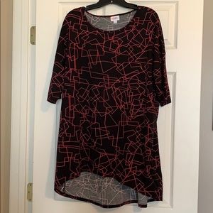 Quarter sleeve black with hot pink LulaRoe “Irma”